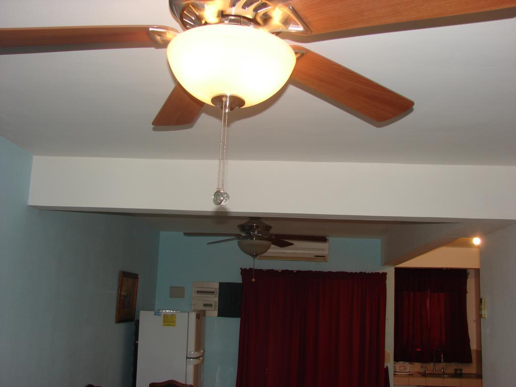 Villa Riviera 2 Bedroom Townhouse Playas del Coco 객실 사진